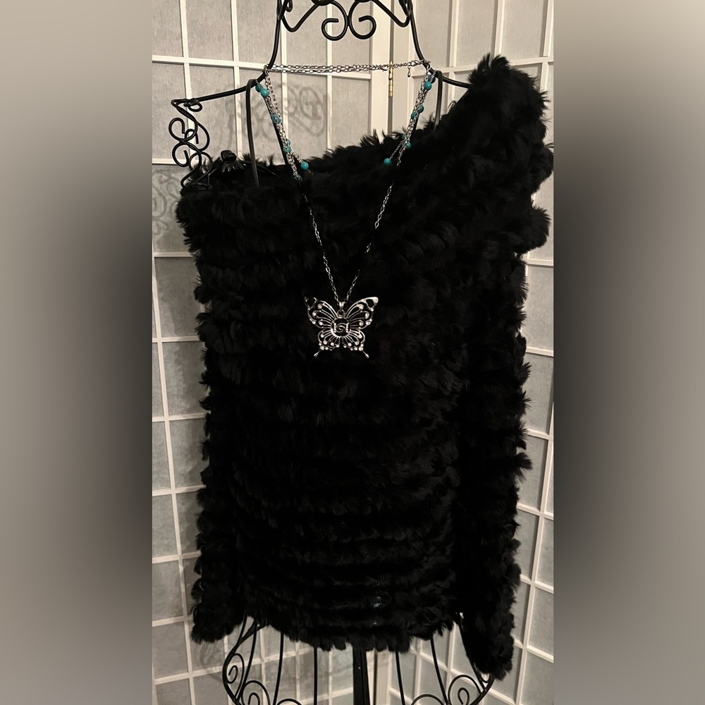 BCBG MAXAZRIA Rabbit Fur Off-Shoulder Top Black NWT - Picture 11 of 15